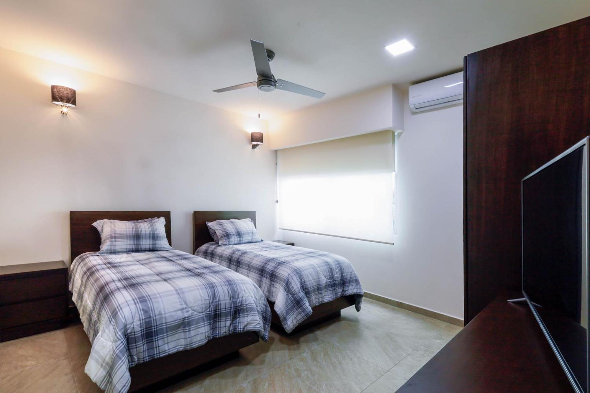 La Poza Suites Isla Mujeres Bagian luar foto
