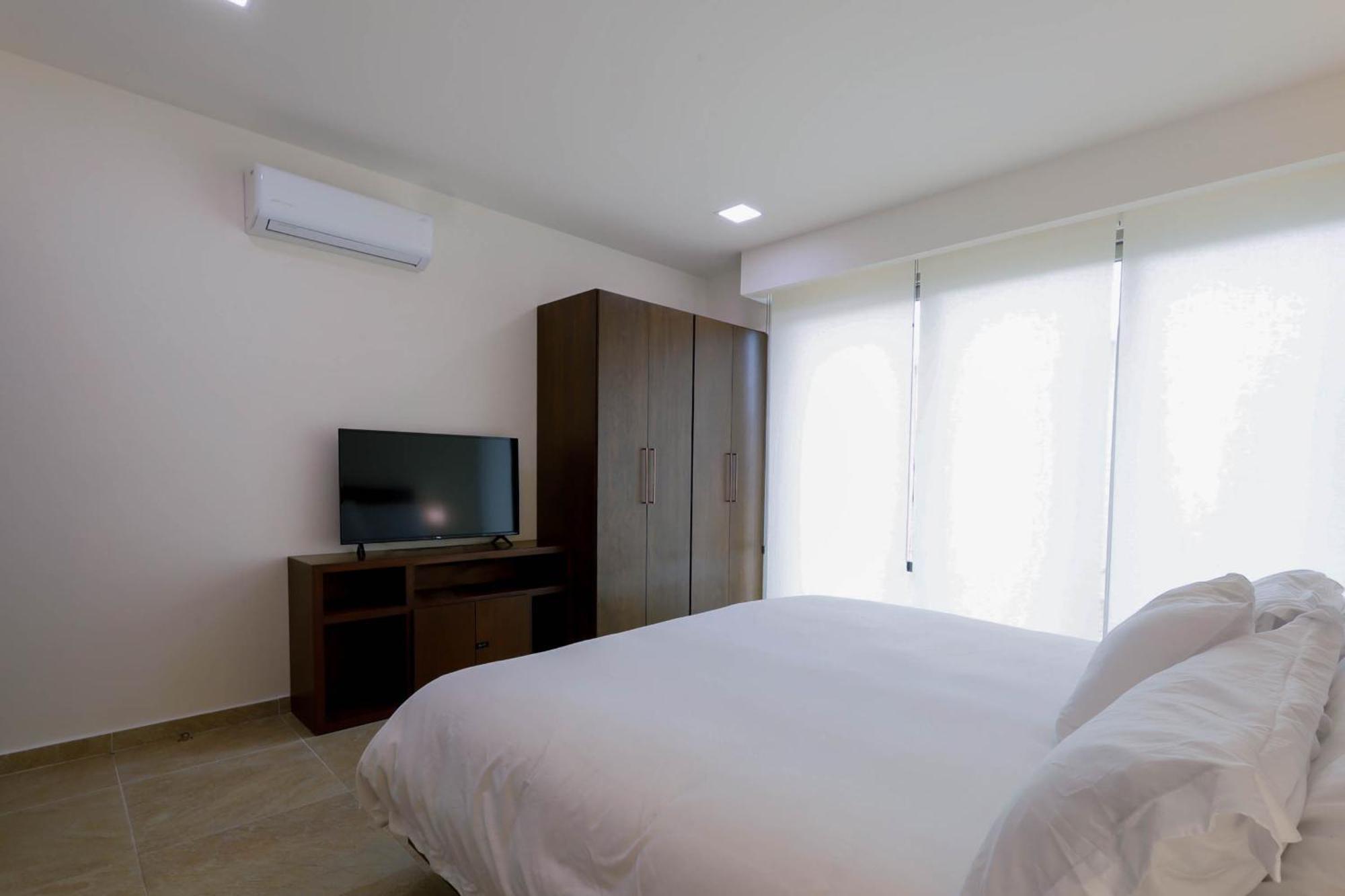 La Poza Suites Isla Mujeres Bagian luar foto
